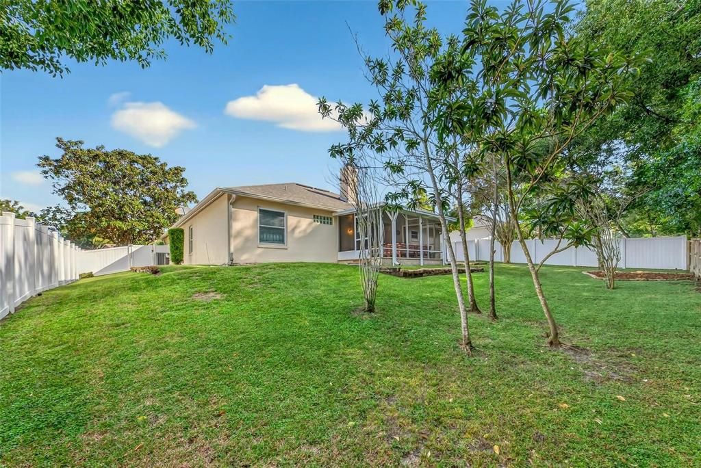 For Sale: $370,000 (3 beds, 2 baths, 1791 Square Feet)