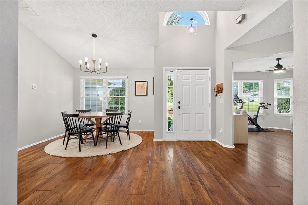 For Sale: $370,000 (3 beds, 2 baths, 1791 Square Feet)