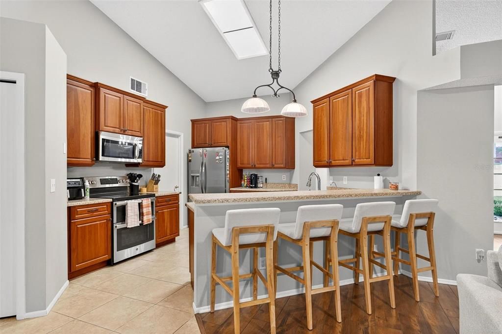 For Sale: $370,000 (3 beds, 2 baths, 1791 Square Feet)