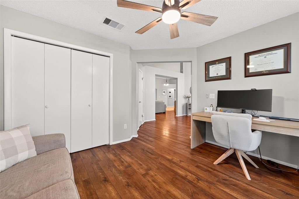 For Sale: $370,000 (3 beds, 2 baths, 1791 Square Feet)