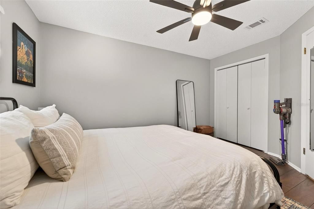 For Sale: $370,000 (3 beds, 2 baths, 1791 Square Feet)