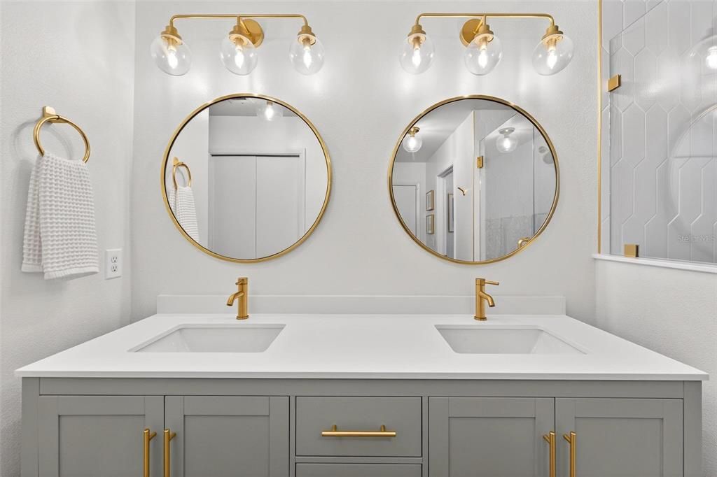 For Sale: $370,000 (3 beds, 2 baths, 1791 Square Feet)