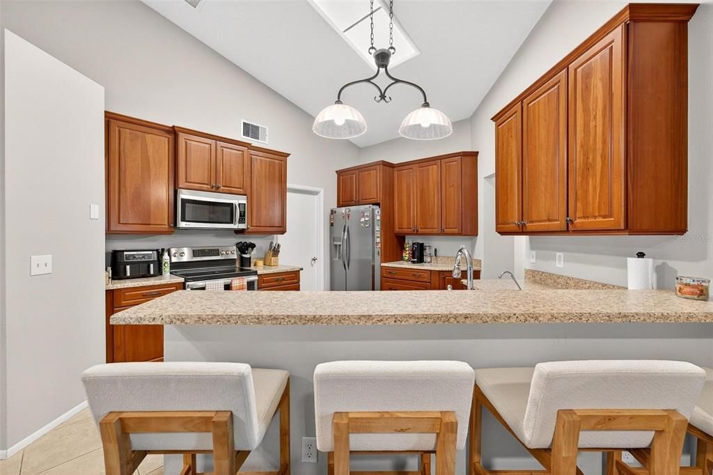 For Sale: $370,000 (3 beds, 2 baths, 1791 Square Feet)