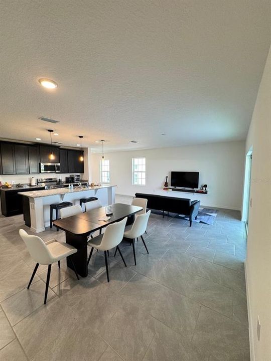 For Rent: $2,700 (4 beds, 2 baths, 1856 Square Feet)