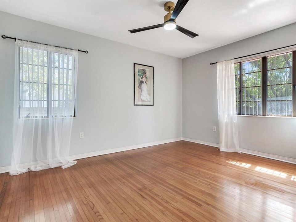 Active With Contract: $599,000 (3 beds, 2 baths, 1530 Square Feet)