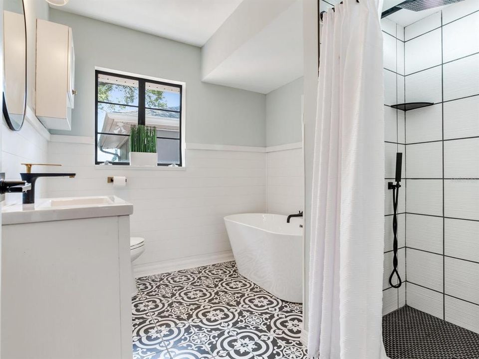 Active With Contract: $599,000 (3 beds, 2 baths, 1530 Square Feet)