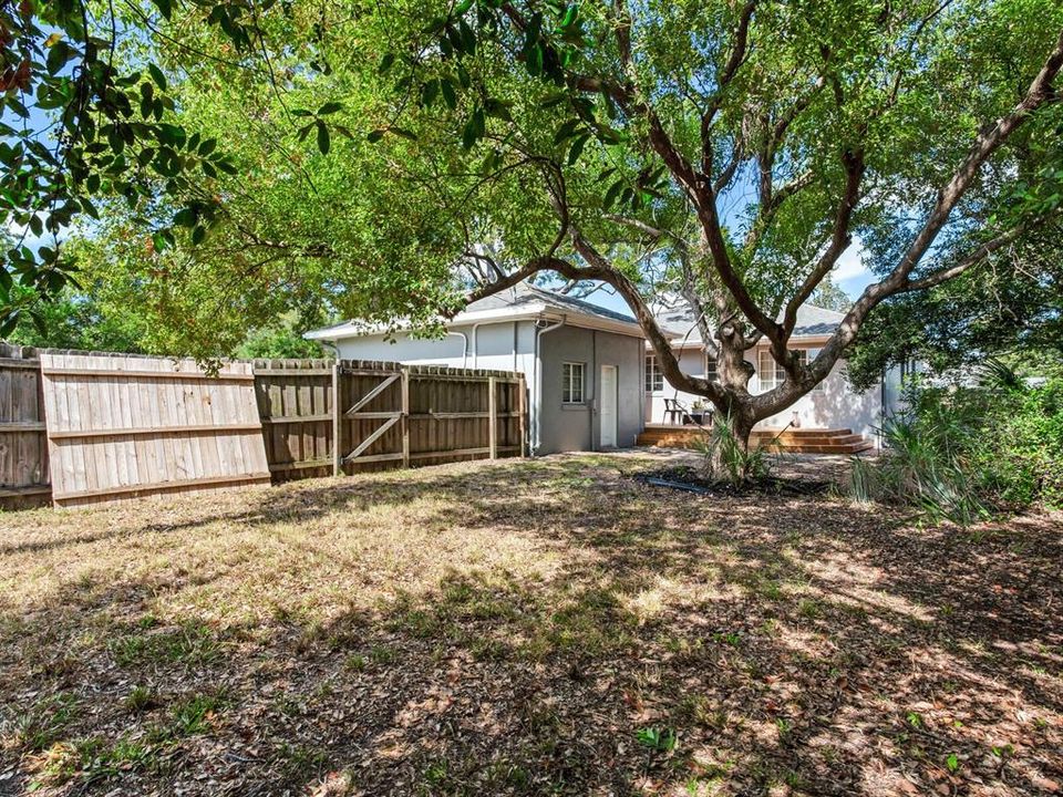 Active With Contract: $599,000 (3 beds, 2 baths, 1530 Square Feet)