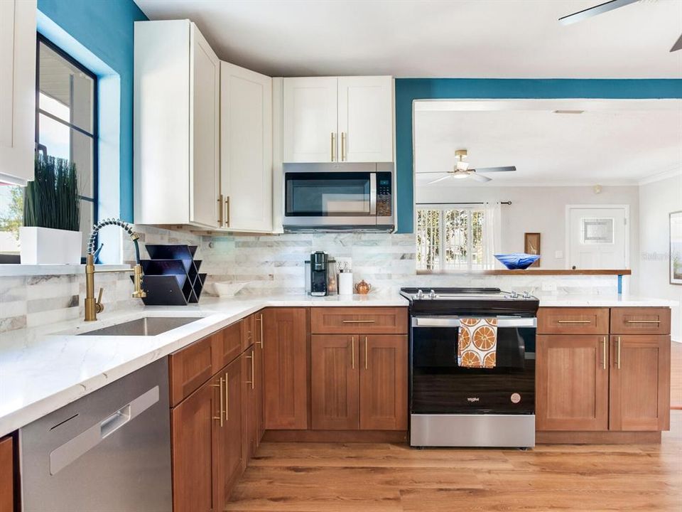 Active With Contract: $599,000 (3 beds, 2 baths, 1530 Square Feet)