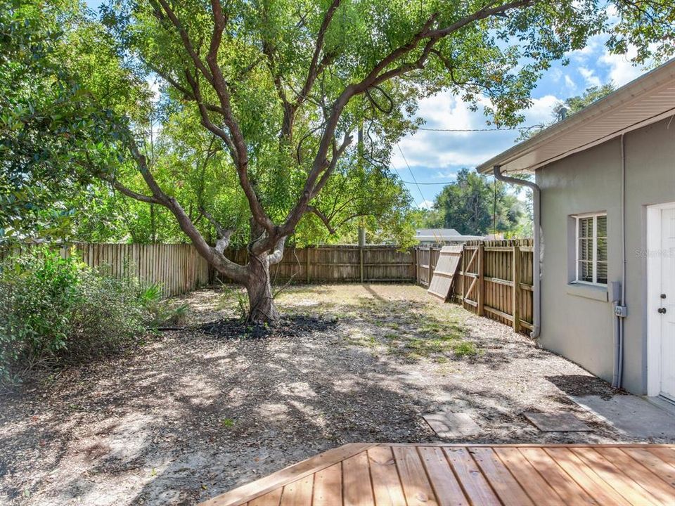 Active With Contract: $599,000 (3 beds, 2 baths, 1530 Square Feet)