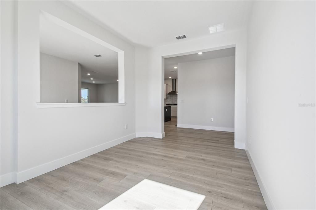 Activo con contrato: $499,990 (3 camas, 2 baños, 2123 Pies cuadrados)