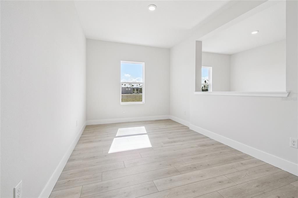 Activo con contrato: $499,990 (3 camas, 2 baños, 2123 Pies cuadrados)