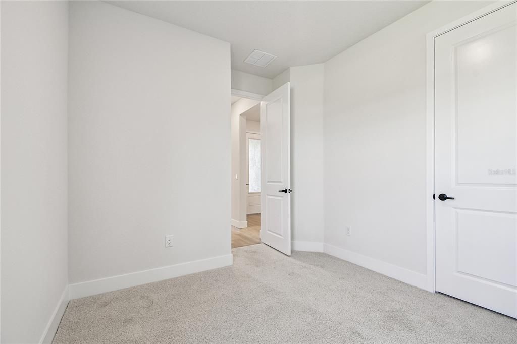 Activo con contrato: $499,990 (3 camas, 2 baños, 2123 Pies cuadrados)