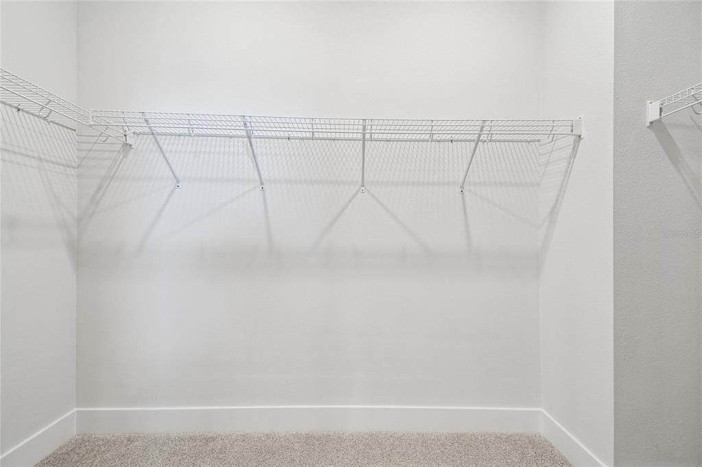 Activo con contrato: $499,990 (3 camas, 2 baños, 2123 Pies cuadrados)