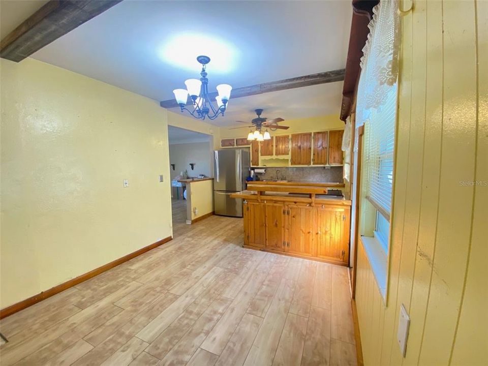 Active With Contract: $349,000 (3 beds, 2 baths, 1283 Square Feet)