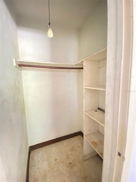 Active With Contract: $349,000 (3 beds, 2 baths, 1283 Square Feet)