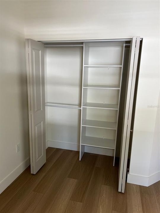 For Rent: $3,600 (3 beds, 2 baths, 1584 Square Feet)