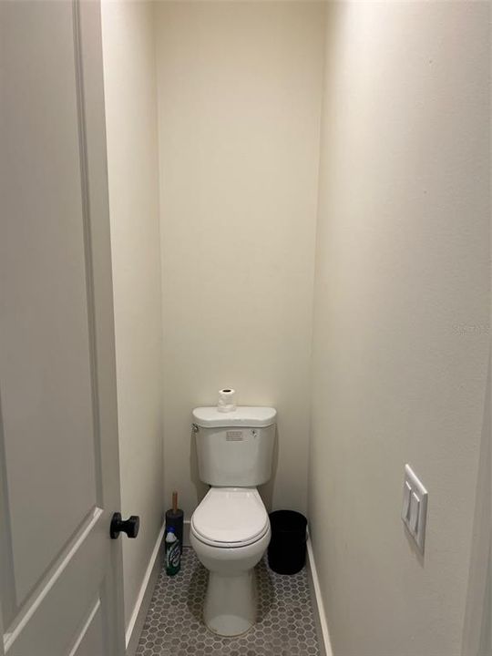 For Rent: $3,600 (3 beds, 2 baths, 1584 Square Feet)