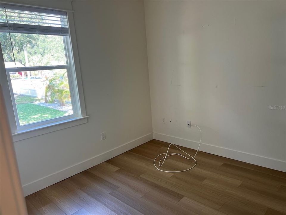 For Rent: $3,600 (3 beds, 2 baths, 1584 Square Feet)