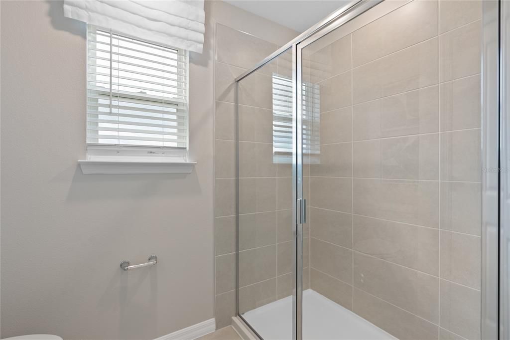 En Venta: $474,990 (4 camas, 2 baños, 1770 Pies cuadrados)