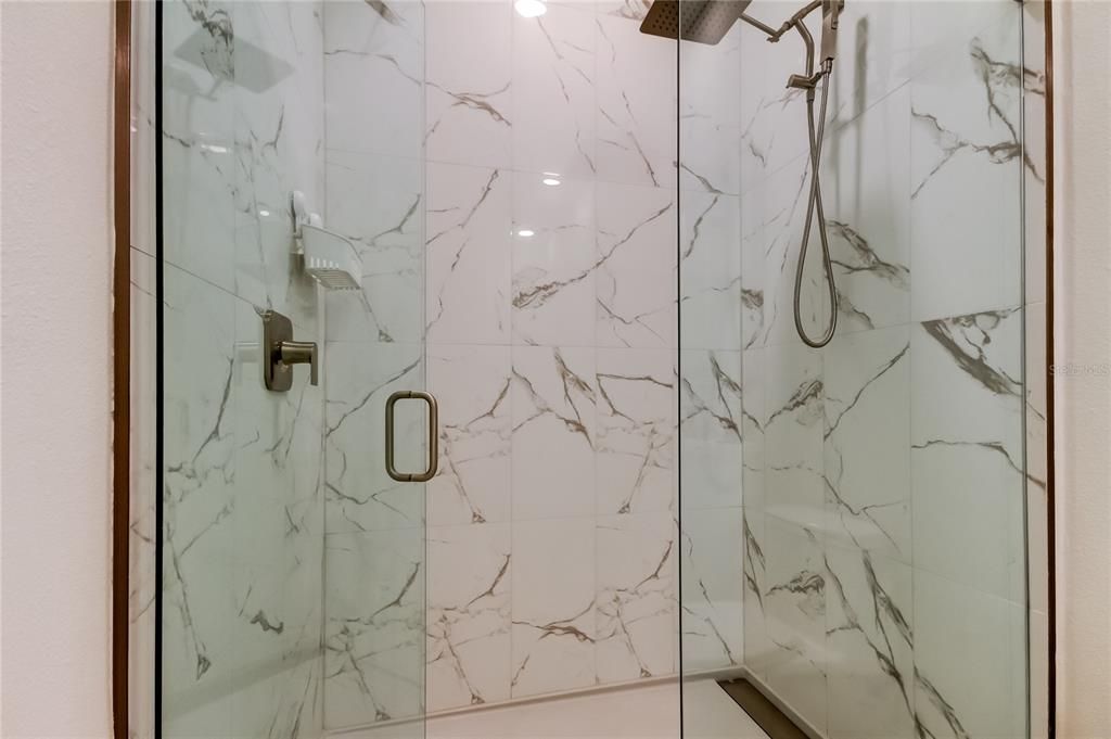 For Sale: $749,000 (2 beds, 2 baths, 1360 Square Feet)