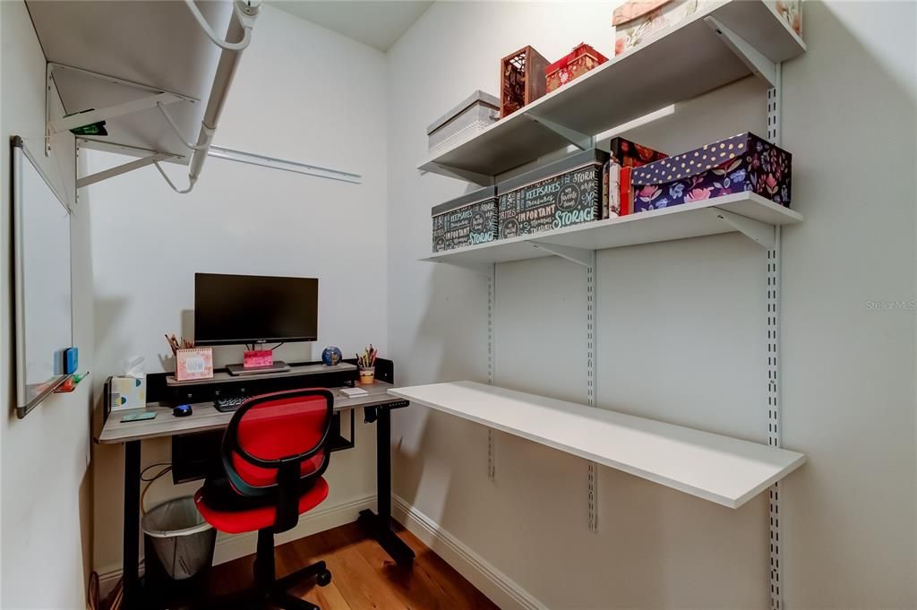 For Sale: $749,000 (2 beds, 2 baths, 1360 Square Feet)