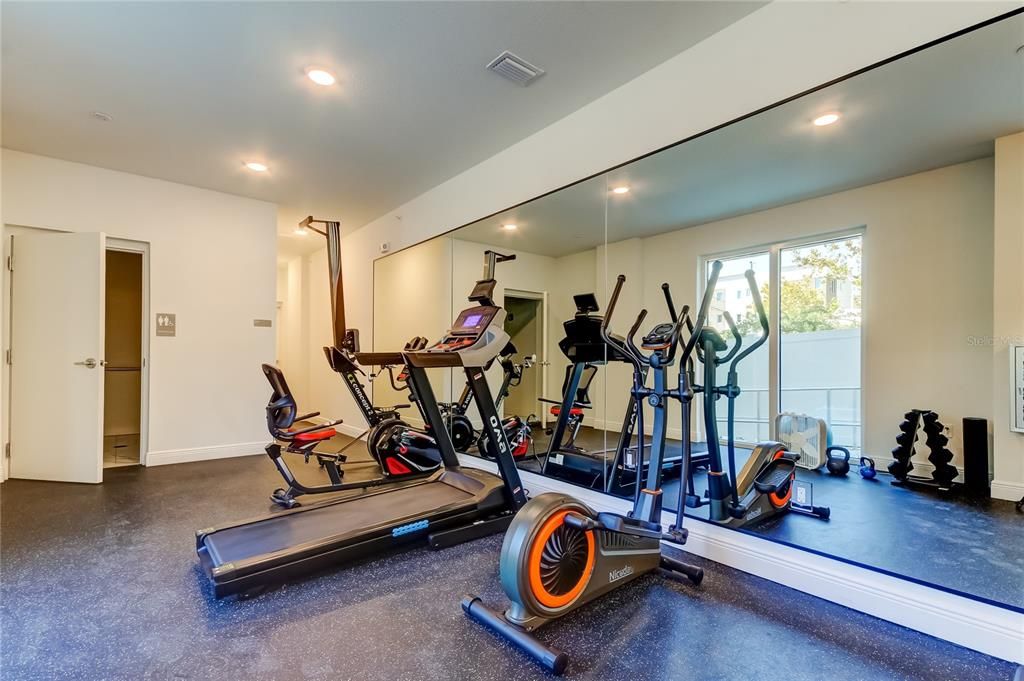 For Sale: $749,000 (2 beds, 2 baths, 1360 Square Feet)