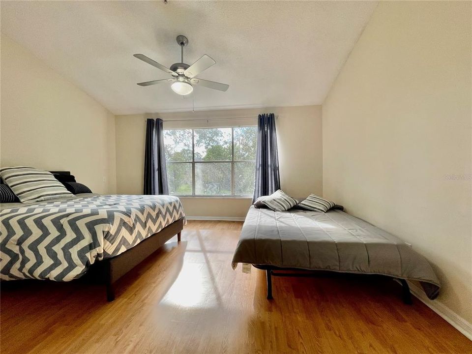 For Rent: $2,300 (3 beds, 2 baths, 1764 Square Feet)