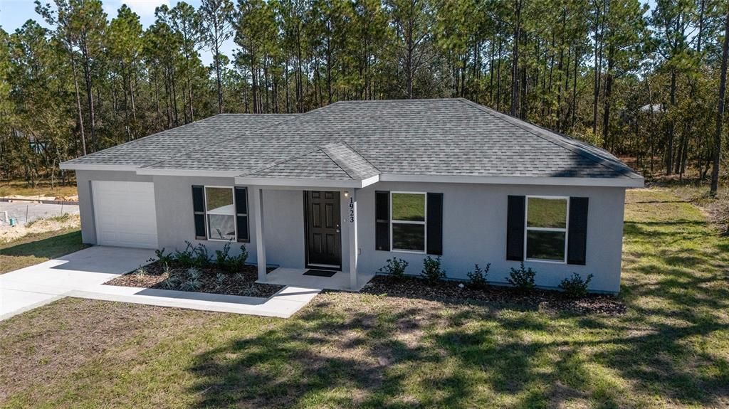 For Sale: $207,000 (3 beds, 2 baths, 1003 Square Feet)