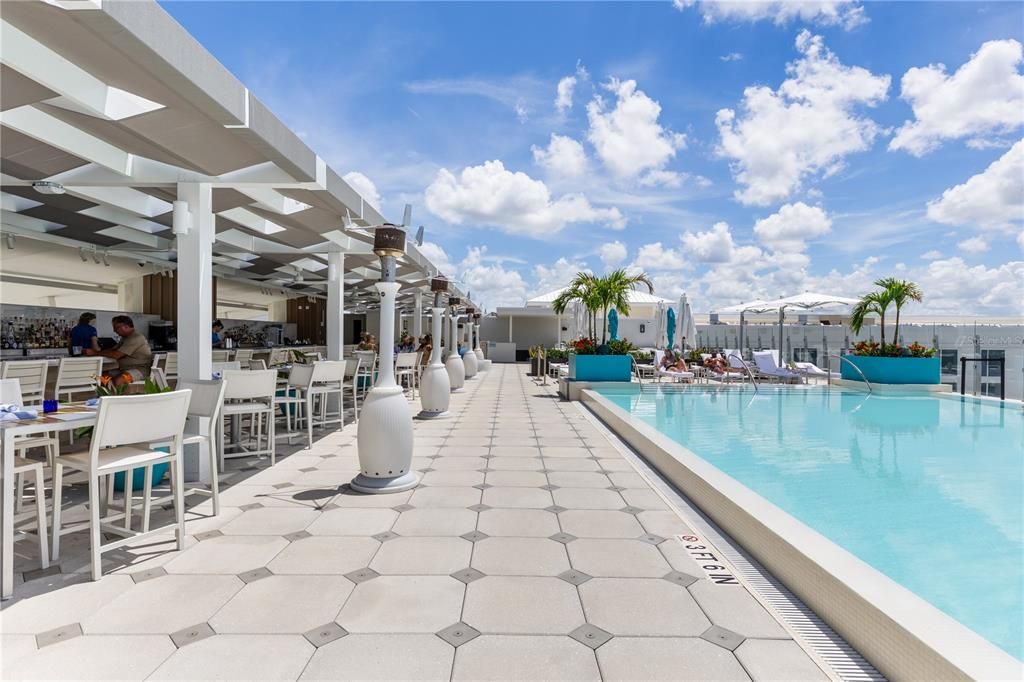 Activo con contrato: $115,000 (2 camas, 1 baños, 987 Pies cuadrados)