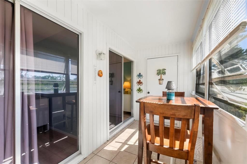 Activo con contrato: $115,000 (2 camas, 1 baños, 987 Pies cuadrados)