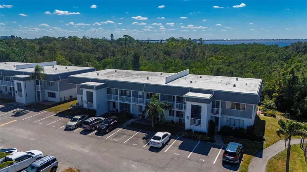 Activo con contrato: $115,000 (2 camas, 1 baños, 987 Pies cuadrados)