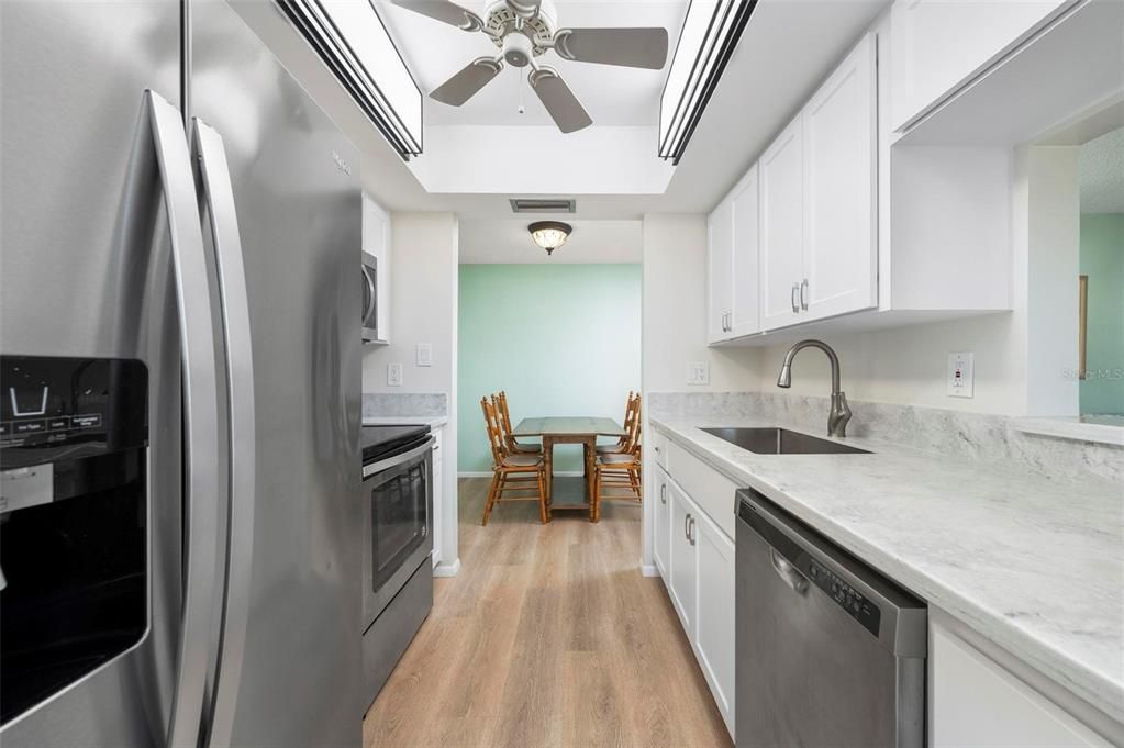 Activo con contrato: $115,000 (2 camas, 1 baños, 987 Pies cuadrados)