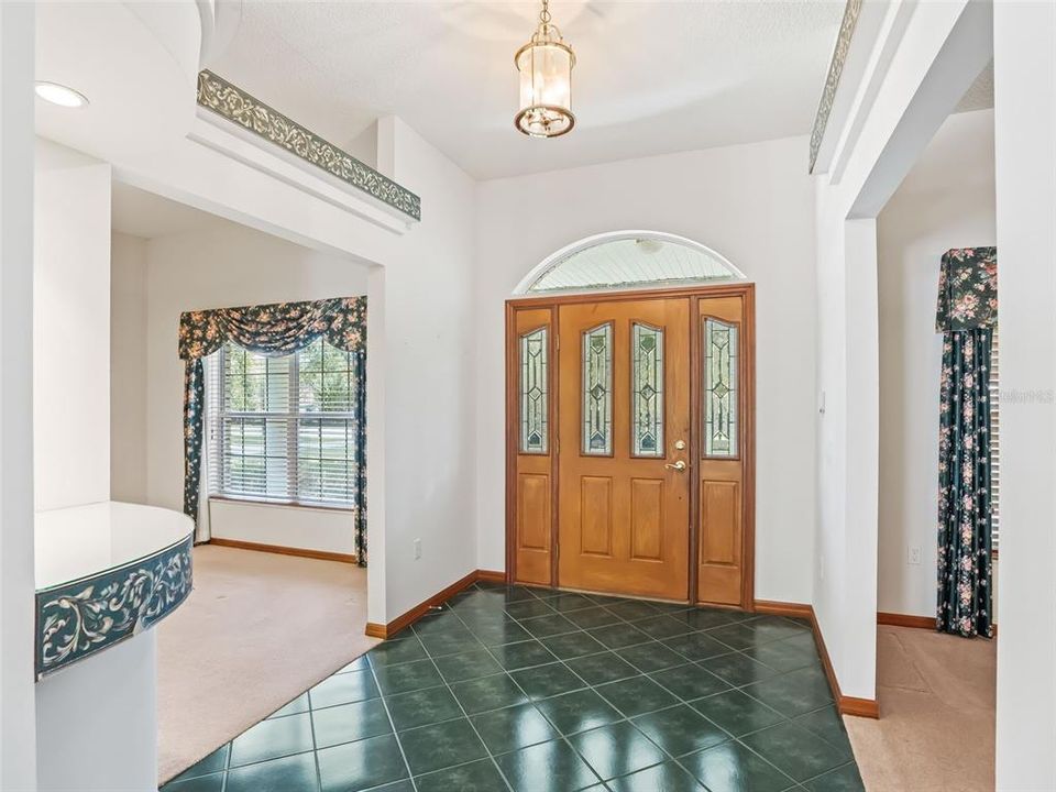 En Venta: $489,000 (4 camas, 3 baños, 2655 Pies cuadrados)