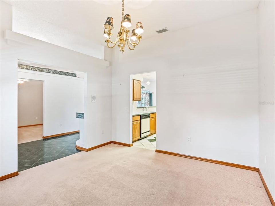 En Venta: $489,000 (4 camas, 3 baños, 2655 Pies cuadrados)