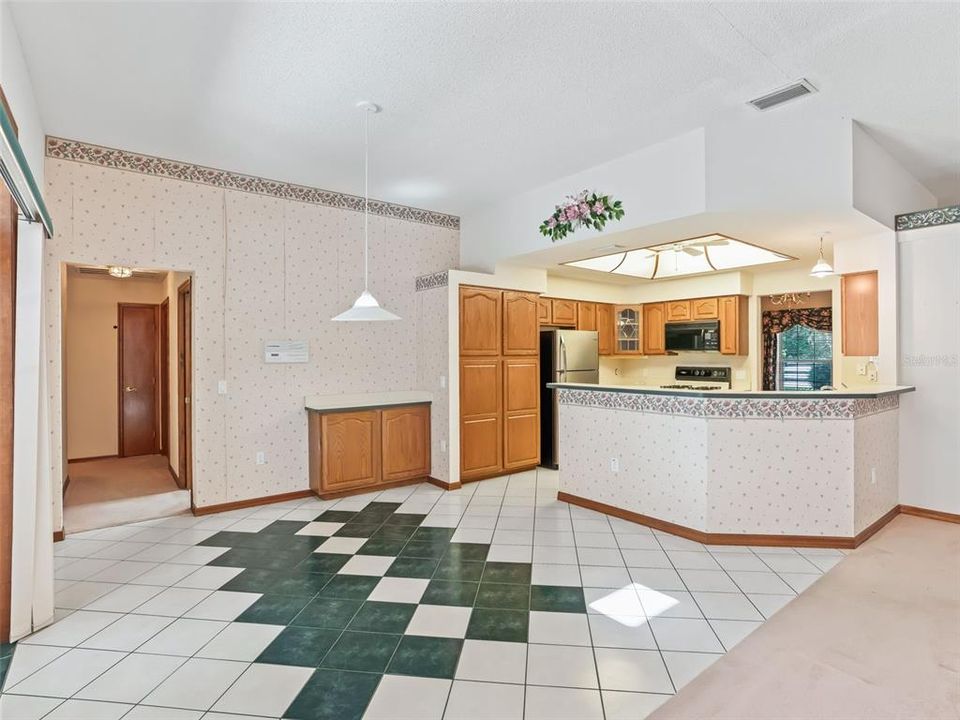 En Venta: $489,000 (4 camas, 3 baños, 2655 Pies cuadrados)