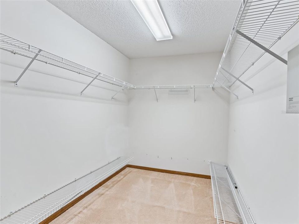 En Venta: $489,000 (4 camas, 3 baños, 2655 Pies cuadrados)