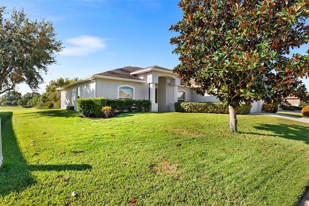 For Sale: $359,999 (3 beds, 2 baths, 1859 Square Feet)