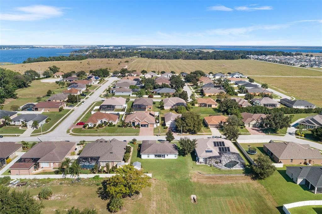 For Sale: $359,999 (3 beds, 2 baths, 1859 Square Feet)