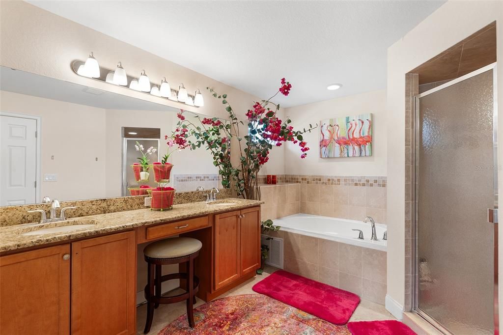 For Sale: $359,999 (3 beds, 2 baths, 1859 Square Feet)