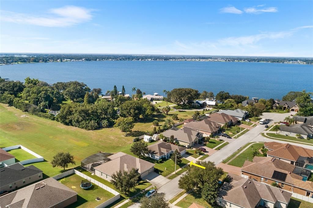 For Sale: $359,999 (3 beds, 2 baths, 1859 Square Feet)