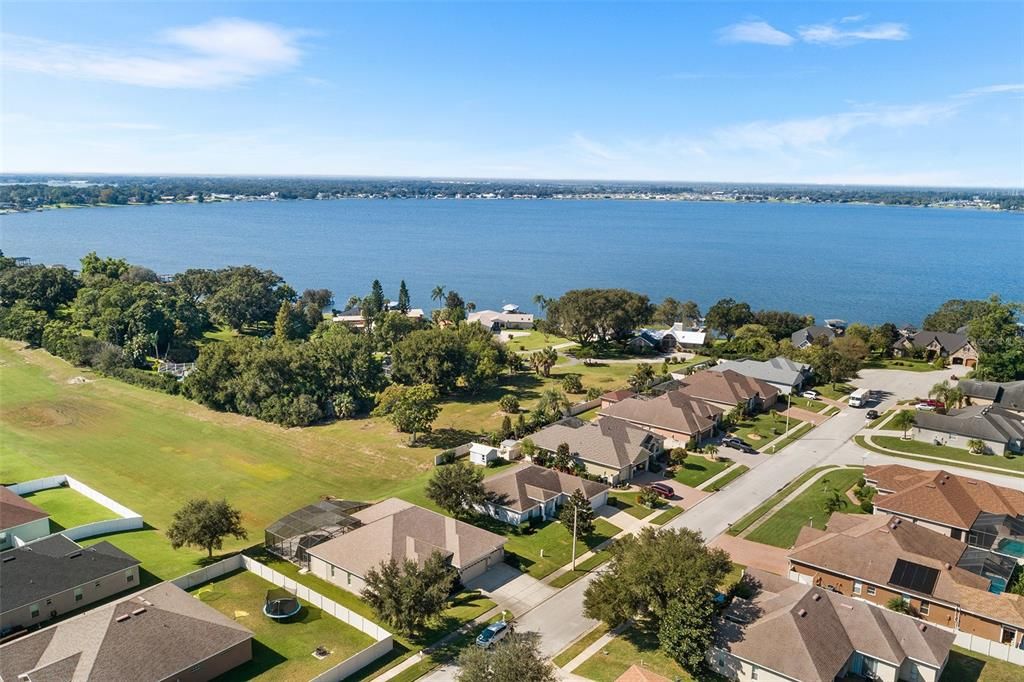 For Sale: $359,999 (3 beds, 2 baths, 1859 Square Feet)