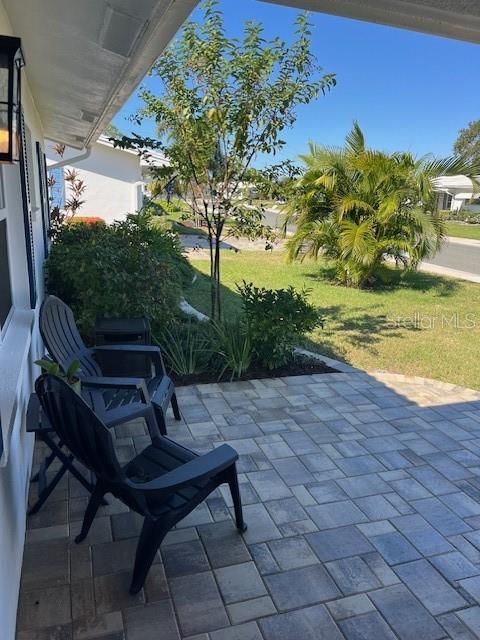 待售: $395,000 (2 贝兹, 2 浴室, 1400 平方英尺)