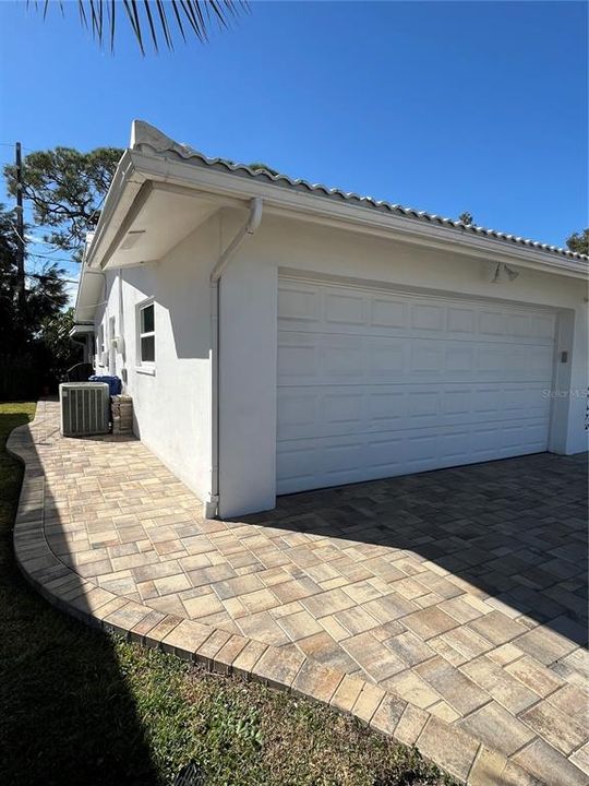 待售: $395,000 (2 贝兹, 2 浴室, 1400 平方英尺)