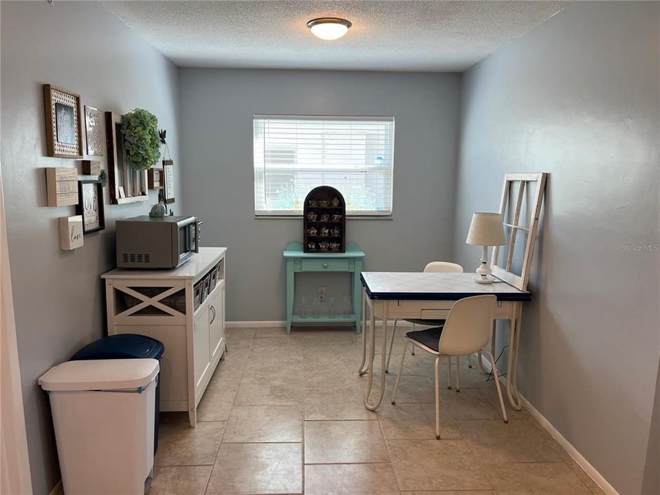 待售: $395,000 (2 贝兹, 2 浴室, 1400 平方英尺)