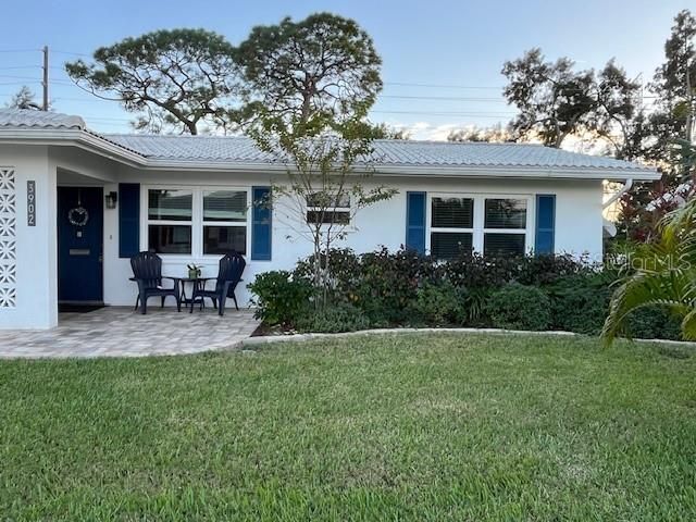 待售: $395,000 (2 贝兹, 2 浴室, 1400 平方英尺)