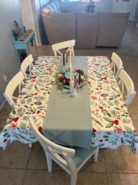 待售: $395,000 (2 贝兹, 2 浴室, 1400 平方英尺)