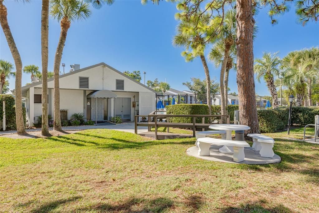 На продажу: $195,000 (2 спален, 2 ванн, 1038 Квадратных фут)