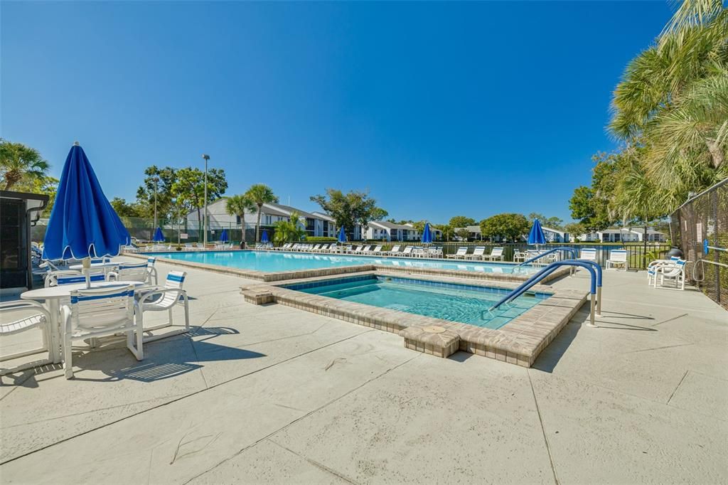 На продажу: $195,000 (2 спален, 2 ванн, 1038 Квадратных фут)