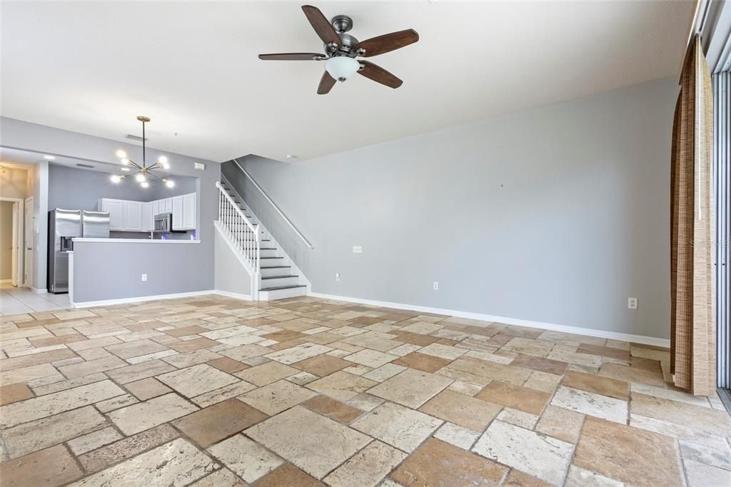 Active With Contract: $279,900 (3 beds, 2 baths, 1596 Square Feet)