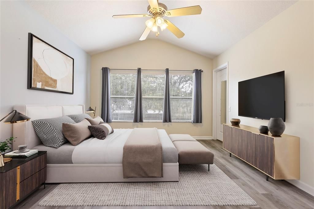 Active With Contract: $279,900 (3 beds, 2 baths, 1596 Square Feet)